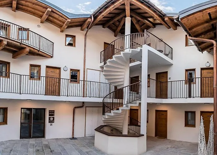 Le Grand Bouquetin - 3 Pieces Pour 6 Personnes Mae-0004